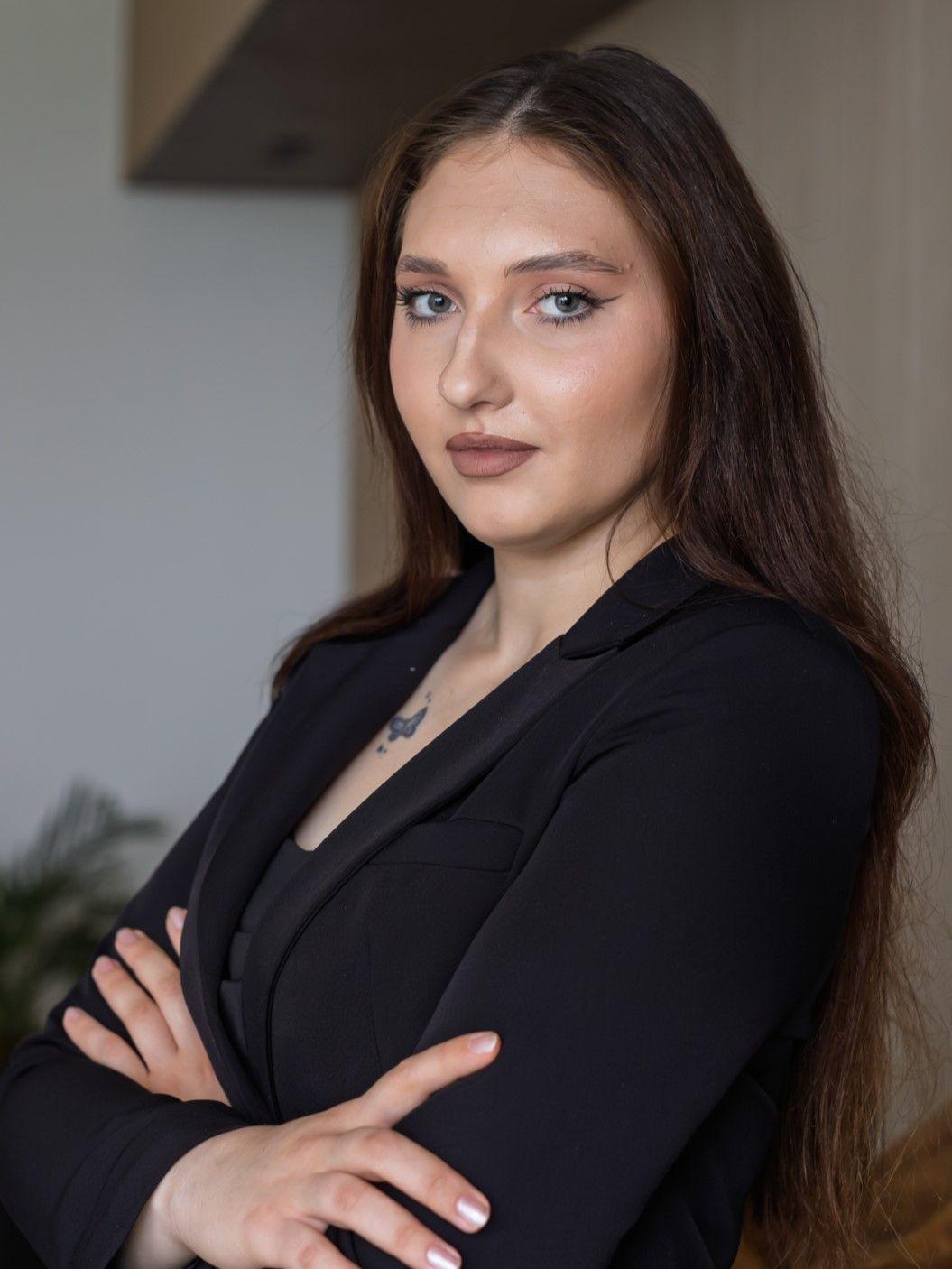 MIHAELA ROMANIUC